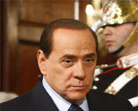 El Gobierno de Berlusconi aprueba un diseño de ley para convertir la inmigración ilegal en delito El Gobierno de Berlusconi aprueba un diseño de ley para convertir la inmigración ilegal en delito