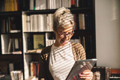 Thomson Reuters abre su biblioteca para colaborar con el ICAB en la celebración de Sant Jordi Biblioteca digital