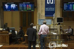 El Ibex, en rojo a media sesión por recogida de beneficios La bolsa de Madrid el 3 de agosto de 2012.