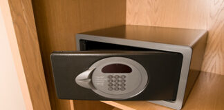 El TS confirma la obligación de un hotel de indemnizar por robo en una caja fuerte por encima del límite de 3.000 euros El TS confirma la obligación de un hotel de indemnizar por robo