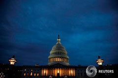 Demócratas de la Cámara baja desafían a Trump a que termine con el cierre de Gobierno en EEUU El Capitolio estadounidense en Washington durante la paralización parcial del Gobierno, dic 30, 2018