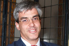 “En España convivimos con 17 normativas sanitarias diferentes” Carlos García-Mauriño