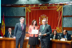 La Agenda de Conformidades de la Abogacía Española y la Fiscalía General del Estado, Premio ‘Calidad de la Justicia’ Carlos Carnicer recibiendo el premio