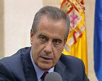 El Congreso convalida el Real Decreto-Ley que regula el Plan de Retorno Voluntario de Inmigrantes El Congreso convalida el Real Decreto-Ley que regula el Plan de Retorno Voluntario de Inmigrantes. Celestino Corbacho, ministro de Trabajo e Inmigración