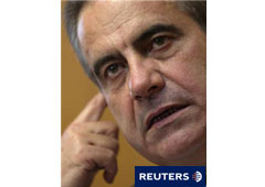 Corbacho durante una entrevista con Reuters en Madrid, el 28 de junio de 2010. Corbacho durante una entrevista con Reuters en Madrid, el 28 de junio de 2010.