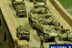 Al menos cuatro muertos en un ataque al parlamento de Chechenia Tanques por una calle