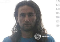 Imagen cedida por el Ministerio del Interior, uno de los dos chechenos detenidos, identificado como AA, el 2 de agosto de 2012
