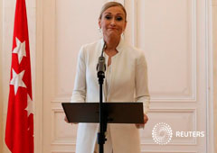 La presidenta de Madrid, Cristina Cifuentes, anuncia su dimisión en Madrid el 25 de abril de 2018