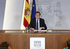 El presidente del Gobierno, Mariano Rajoy, durante la rueda de prensa posterior al Consejo de Ministros, en la que ha valorado la situación tras los atentados en Cataluña.