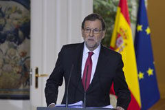 El Gobierno aprueba subir las pensiones un 0,25% ante la ausencia de Ley de Presupuestos El presidente del Gobierno, Mariano Rajoy, ha destacado que se han producido avances en el diálogo con las distintas fuerzas parlamentarias en los ámbitos político, social y territorial, y confía en que se aprueben los presupuestos para 2017. Además, ha r
