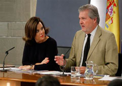 Soraya Sáenz de Santamaría e Íñigo Méndez de Vigo Soraya Sáenz de Santamaría e Íñigo Méndez de Vigo