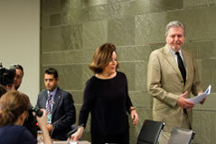 Modificada la disposición transitoria única del Reglamento de Circulación Ferroviaria Soraya Sáenz de Santamaría e Íñigo Méndez de Vigo