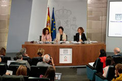 De las 33.793 plazas de la Oferta de Empleo Público, 3.117 son para Justicia María Jesús Montero, Isabel Celaá y Meritxell Batet