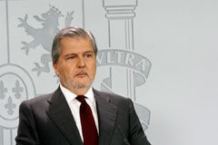 Aprobada la nueva Estrategia de Seguridad Nacional, que incorpora la actuación frente a pandemias y epidemias Íñigo Méndez de Vigo