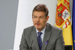 Una reforma legal refuerza el papel del Ministerio Fiscal en la investigación de delitos de alcance transfronterizo Rafael Catalá