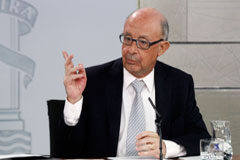 Entre 2018-2021, la economía española crecerá un 2,5% anual y el paro caerá hasta el 10,7% Cristóbal Montoro