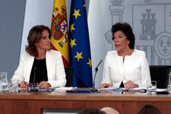 El Gobierno llevará al TC las resoluciones del Parlament sobre la retirada de la Guardia Civil y la amnistía a los políticos presos Teresa Ribera e Isabel Celaá