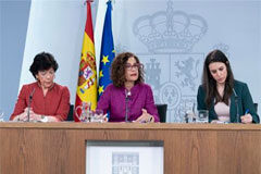 La futura Ley de Garantía de la Libertad Sexual elimina la distinción entre abuso y agresión sexual Isabel Celaá, Mª Jesus Montero e Irene Montero