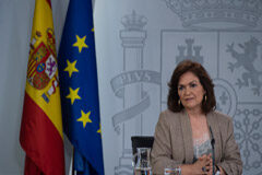 El Gobierno retira tres recursos ante el TC contra dos leyes de vivienda de Cataluña Carmen Calvo