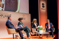 Según las grandes cotizadas españolas, el compliance redunda en el comportamiento de sus acciones y protege tanto a la compañía como a las personas que la integran Imagen del acto