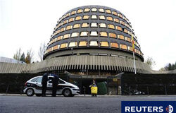 El Constitucional vuelve a reunirse sobre el Estatuto la sede del Tribunal Constitucional en Madrid, el 1 de diciembre de 2009.