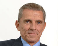 “El buen jurista sabe economía, aunque no siempre sea consciente de ello” Foto carnet de Conthe