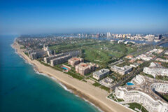 El Supremo elimina las preferencias establecidas por el Reglamento de Costas para conceder los chiringuitos de playa Costa edificada