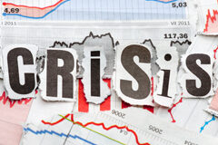 De piratas, aprovechados y Fundación Tripartita Unos gráficos y la palabra 'CRISIS' formada por recortes de letras