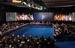 Si no puedes competir con los abogados extranjeros, ¡contrátalos! competir abogados extranjeros