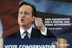 Gane o pierda, David Cameron se la juega en las elecciones británicas David Cameron ofrece un discurso electoral en Nuneaton el 3 de mayo de 2015