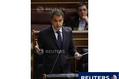 La deuda pública sube tres puntos al 63% del PIB Imagen del presidente del Gobierno, José Luis Rodríguez Zapatero, respondiendo a una pregunta durante la sesión de control semanal al Gobierno en el Congreso de los Diputados de Madrid el 15 de junio.