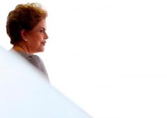 La presidenta de Brasil, Dilma Rousseff, a su llegada a una reunión en el Palacio de Planalto, en Brasil, el 22 de marzo de 2016