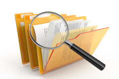 Aportación de documentos con datos personales en procedimientos judiciales Contenido de una carpeta aumentado con una lupa