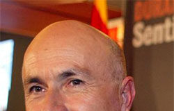 Zapatero anuncia que estudia rebajar la fiscalidad de los módulos del IRPF y del IVA en los sectores de agricultura, pesca y transporte Zapatero anuncia que estudia rebajar la fiscalidad de los módulos del IRPF y del IVA en los sectores de agricultura, pesca y transporte