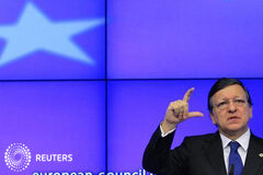 Bruselas aprueba otros 1.865 millones de euros para la banca española En la imagen, el presidente de la Comisión Europea, José Manuel Durao Barroso, en una rueda de prensa en Bruselas, el 14 de diciembre de 2012