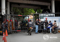 La entrada de 'El Helicoide', un centro de detención del Servicio Nacional de Inteligencia Bolivariano (SEBIN), donde el vicepresidente de la Asamblea Nacional, Edgar Zambrano, está bajo arresto, en Caracas. 9 de mayo 2019