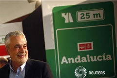 Los resultados en Andalucía frenan el dominio del PP osé Antonio Griñán sonríe el 25 de marzo de 2012 en Sevilla.