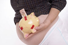 Prestación social en caso de maternidad subrogada Embarazada