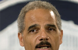 El Departamento de Justicia recomienda perseguir abusos de CIA El Departamento de Justicia recomienda perseguir abusos de CIA