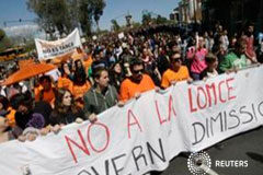 El TC anula la garantía de educación en castellano en Cataluña de la LOMCE Estudiantes durante una manifestación contra la ley educativa LOMCE en Valencia