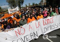 Estudiantes durante una manifestación contra la ley educativa LOMCE en Valencia
