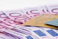 Las entidades financieras se comprometen a aumentar en 10.000 millones de euros el crédito concedido en 2012 Billetes de 500 euros