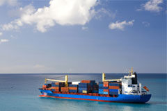 Mejora la competitividad de las exportaciones españolas Un barco de exportación