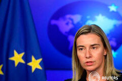 La UE contempla sanciones contra los separatistas de Ucrania La jefa de Exteriores de la UE, Federica Mogherini, en conferencia de prensa tras una reunión con el secretario general de la OTAN, Jens Stoltenberg (fuera de imagen) en Bruselas