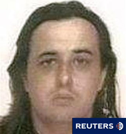 En la imagen, cedida por el Ministerio del Interior el 25 de junio el presunto etarra Fermín Vila Michelena.