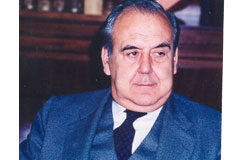 Muere don Fernando Sánchez Calero Fernando Sánchez Calero.