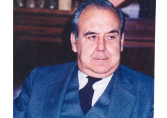 Fernando Sánchez Calero.