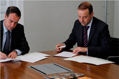 Thomson Reuters Aranzadi y el Centro de Estudios Garrigues alcanzan un acuerdo de colaboración Pablo Olabarri Cortázar y Luis Miguel Camarero Cossio