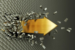 «Si no sabemos en todo momento a dónde vamos, puede resultar útil saber de dónde venimos» Una flecha dorada atravesando una pared