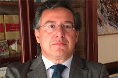 “La asociación tiene el interés de difundir al mundo sanitario y jurídico la especial relevancia del derecho” Francisco de Casas